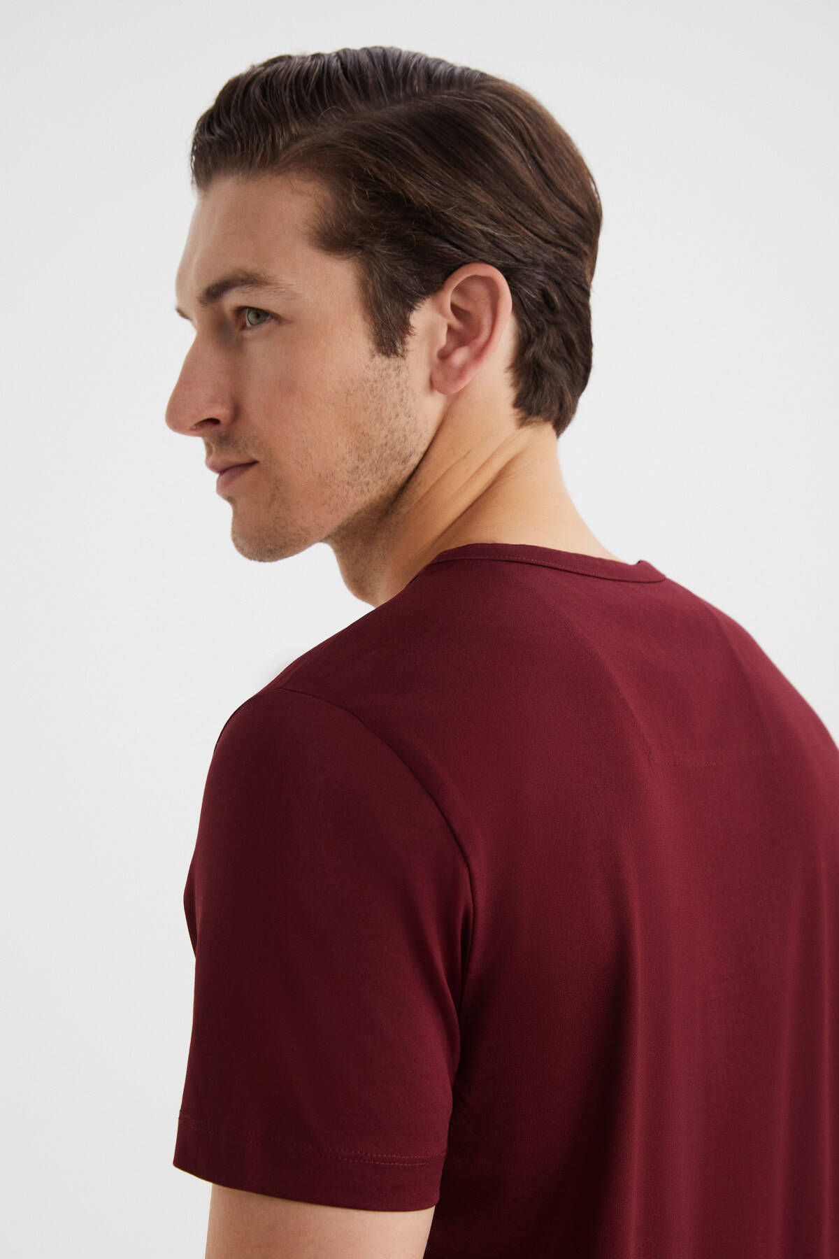 Bisiklet Yaka Bordo Basic T-Shirt