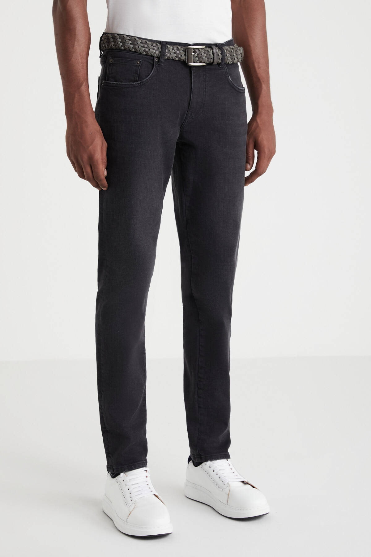 Slim Fit Siyah Denim Pantolon